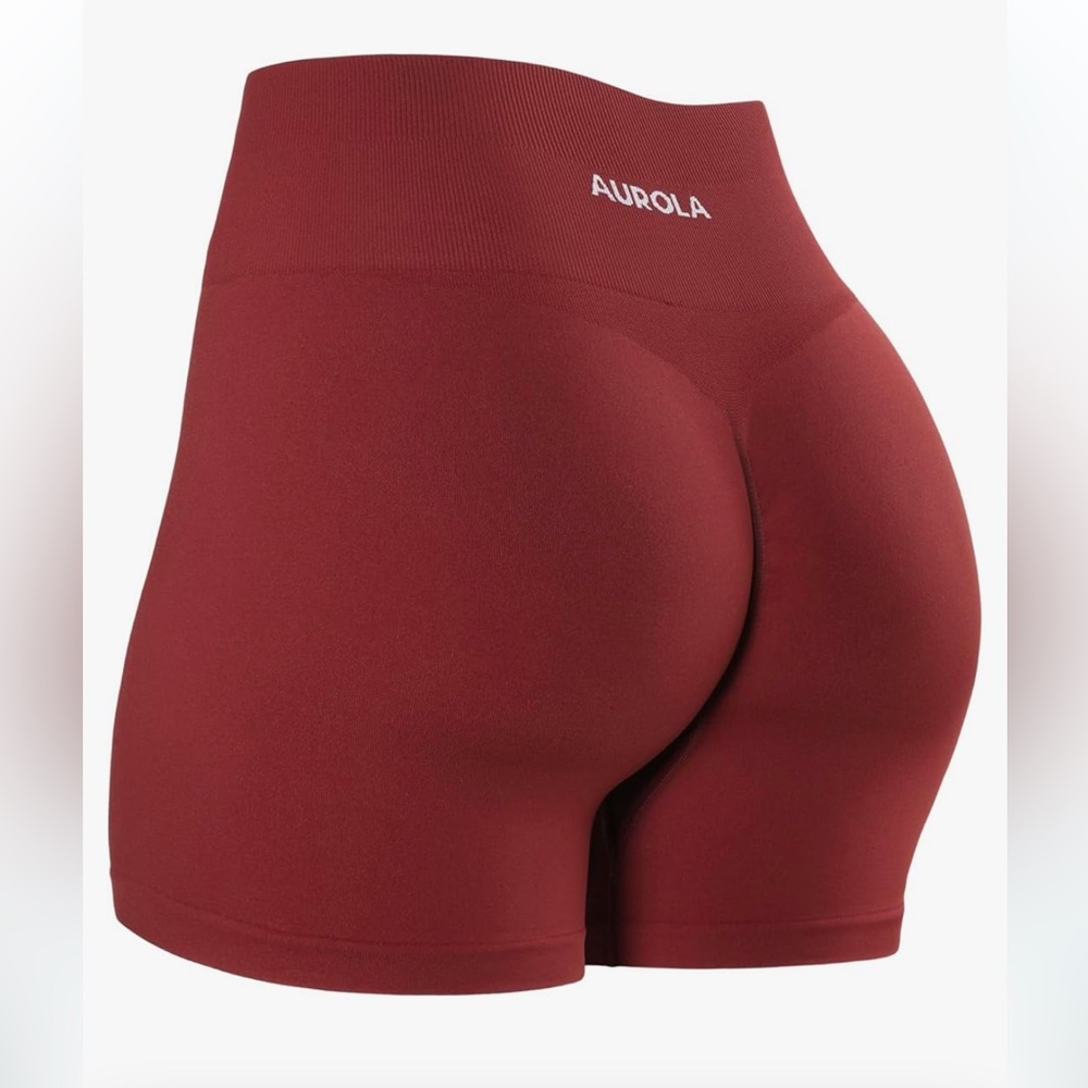Aurola Shorts